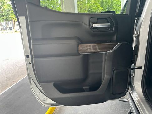 Used 2020 Chevrolet Silverado 1500 RST AWD/4WD image 28