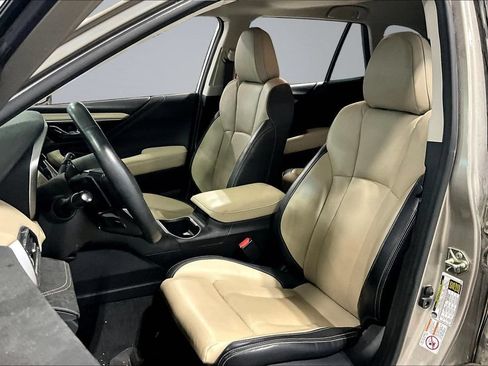 Used 2020 Subaru Outback Limited AWD/4WD image 17