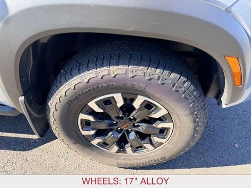 Used 2022 Nissan Frontier PRO-4X w/ Technology Package image 8