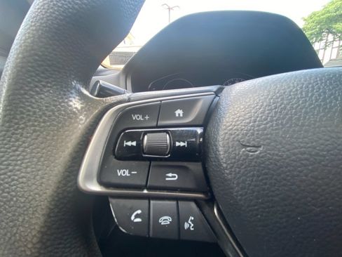 Used 2020 Honda Accord EX image 19