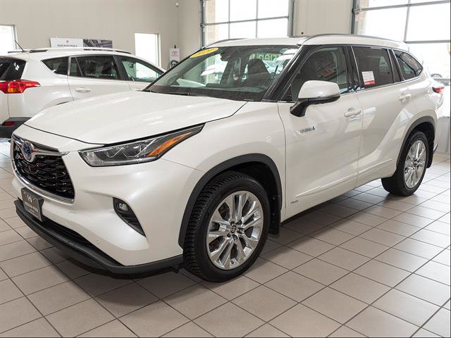Used 2020 Toyota Highlander Limited w/ Protection Package #3 AWD/4WD image 5