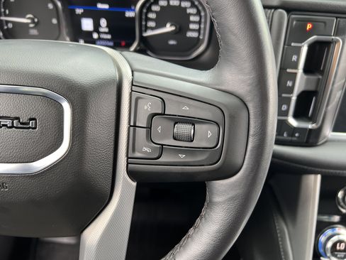 Used 2021 GMC Yukon Denali AWD/4WD image 32