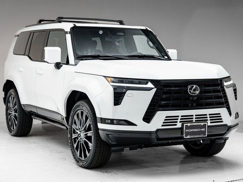 Used 2026 Lexus GX 550 550 Luxury+ w/ Cold Area Package image 34