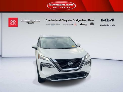 Used 2022 Nissan Rogue SL w/ SL Premium Package image 3