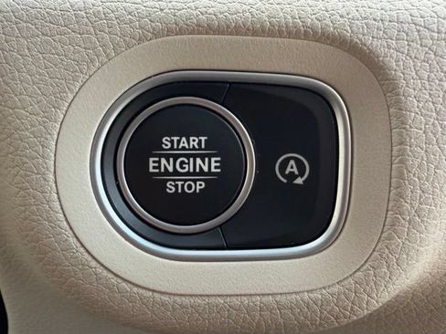 Certified 2024 Mercedes-Benz GLE 350 4MATIC image 24
