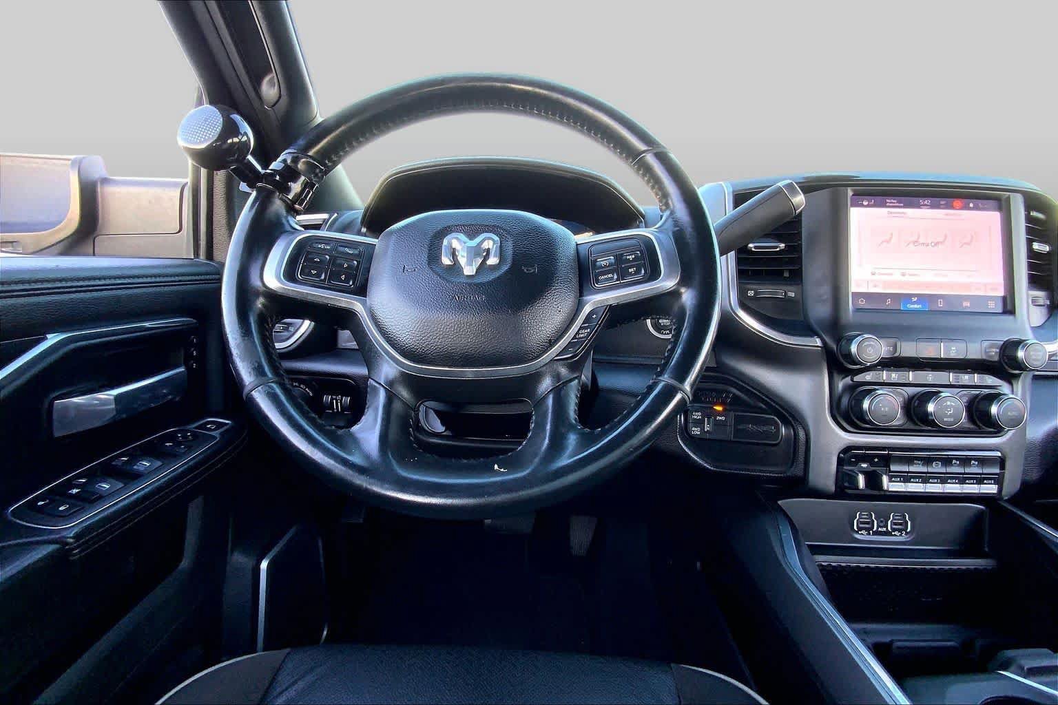 Used 2022 RAM 3500 Laramie w/ Night Edition AWD/4WD image 6