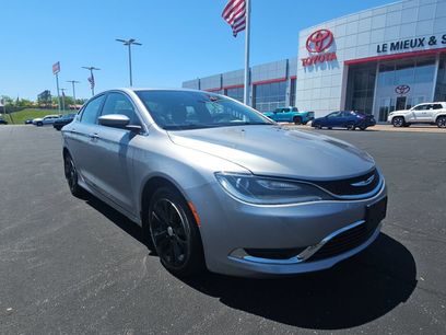 Used 2015 Chrysler 200 Limited w/ Convenience Group