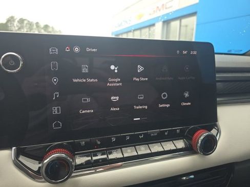 Used 2024 GMC Canyon AT4X w/ AT4X AEV Edition image 17