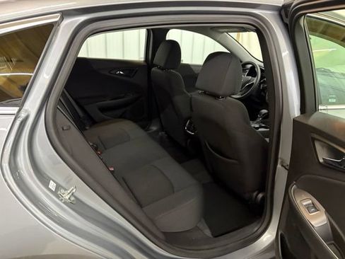 Used 2023 Chevrolet Malibu LT FWD image 13