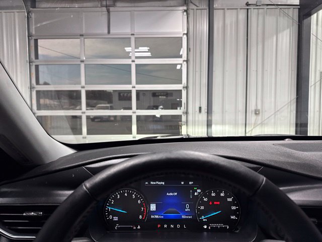 Used 2023 Ford Explorer Limited AWD/4WD image 9