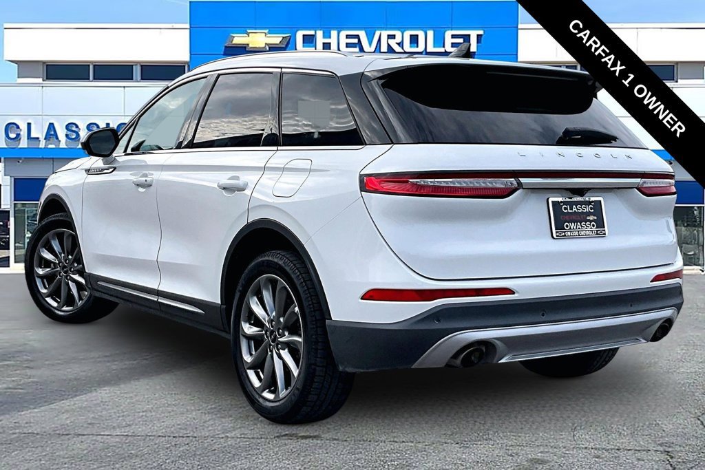 Used 2022 Lincoln Corsair FWD w/ Premium Package image 3