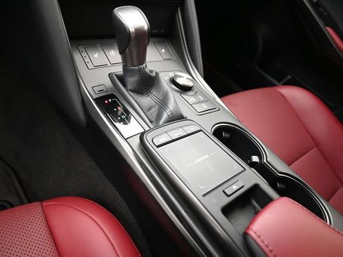 Used 2025 Lexus IS 350 F Sport RWD image 28