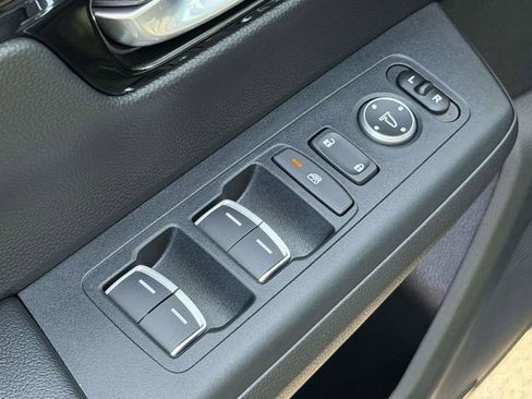 Certified 2026 Honda CR-V Sport Touring image 12