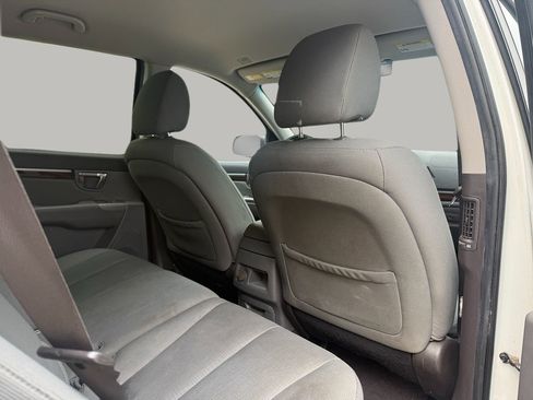 Used 2010 Hyundai Santa Fe GLS AWD/4WD image 13