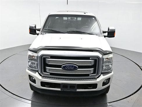 Used 2016 Ford F250 Platinum w/ Snow Plow Prep Package image 30
