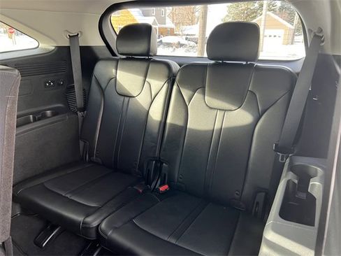 Used 2022 Kia Sorento S w/ Panoramic Sunroof Package image 7