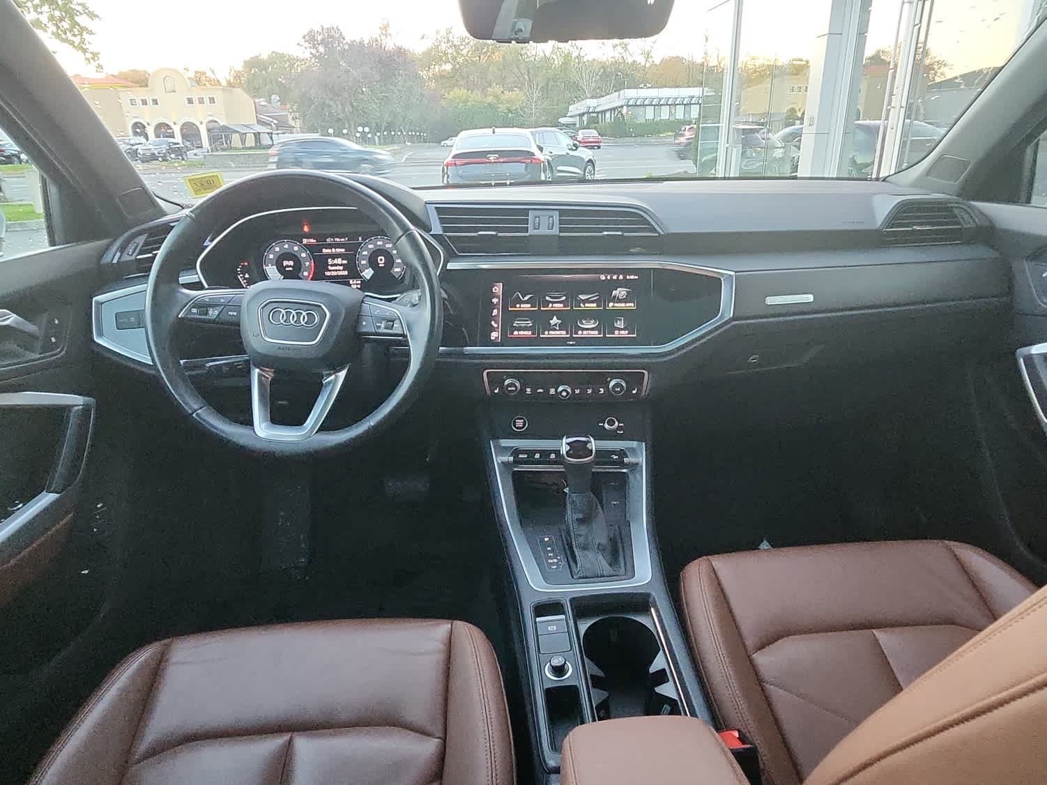 Used 2024 Audi Q3 2.0T Premium w/ Convenience Package AWD/4WD image 29