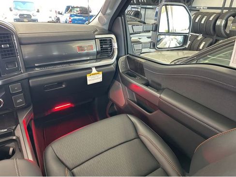 New 2026 Ford F250 Lariat w/ Black Appearance Package image 14