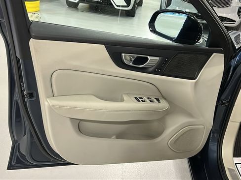 Certified 2024 Volvo S60 T8 Plus w/ Climate Package AWD/4WD image 9
