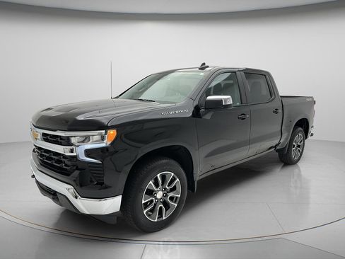 Used 2024 Chevrolet Silverado 1500 LT AWD/4WD image 7