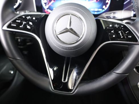 Used 2022 Mercedes-Benz E 450 4MATIC Sedan image 46