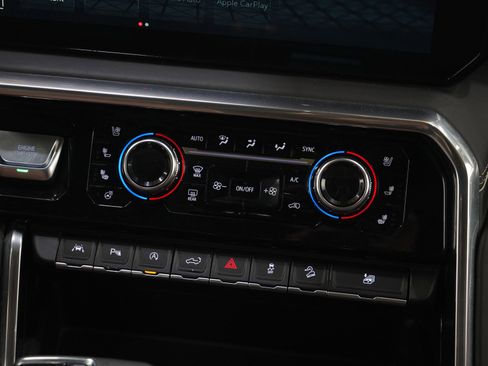 Used 2023 GMC Sierra 1500 Denali Ultimate image 16