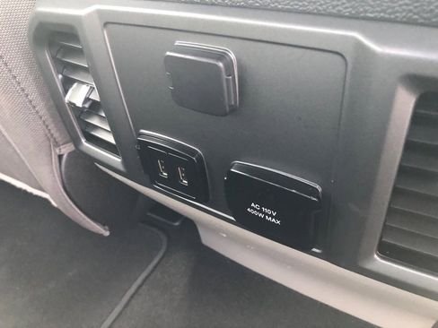 Used 2019 Ford F150 XLT w/ Equipment Group 302A Luxury AWD/4WD image 25