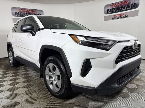 Used 2023 Toyota RAV4 LE AWD/4WD image 1