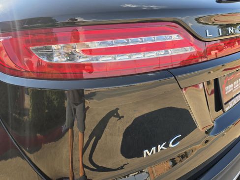 Used 2017 Lincoln MKC Reserve AWD/4WD image 10