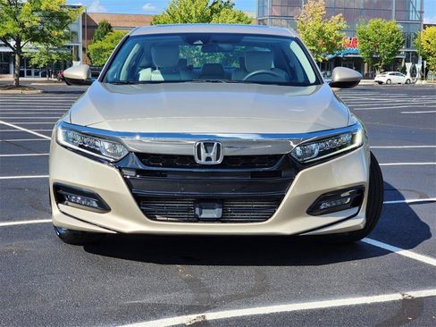 Used 2019 Honda Accord EX image 9