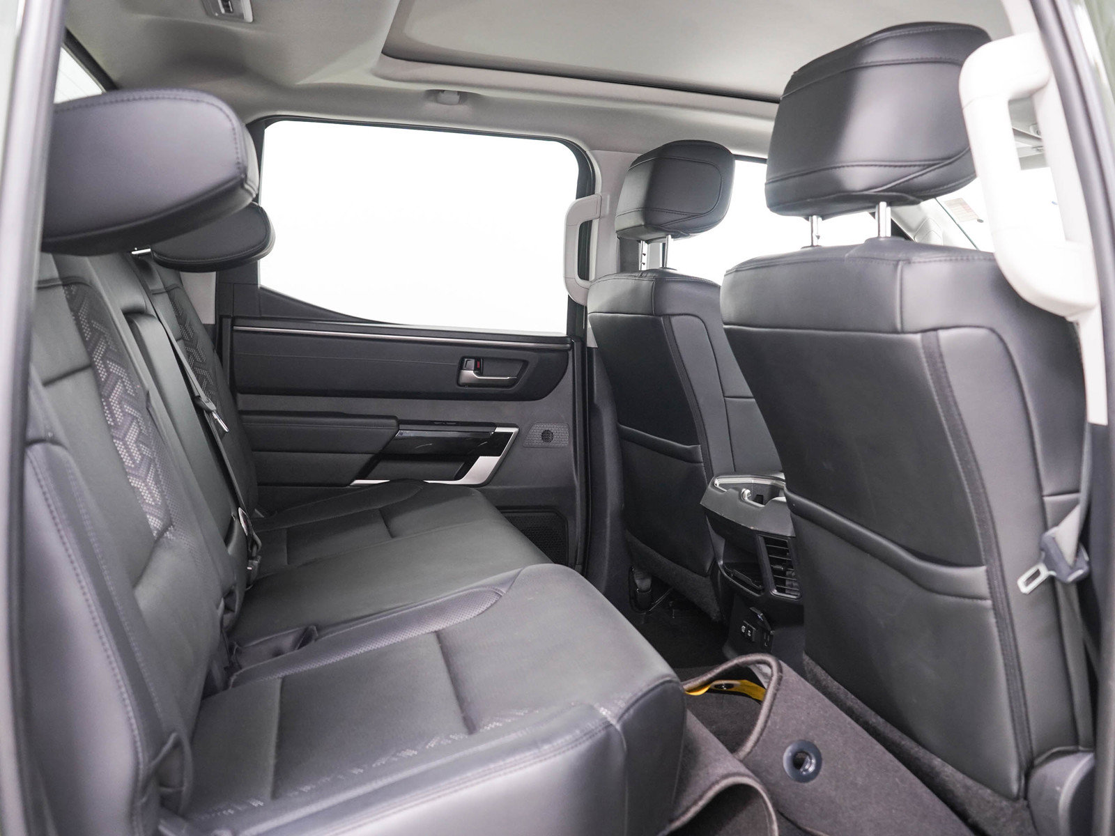 Used 2023 Toyota Tundra Limited AWD/4WD image 15