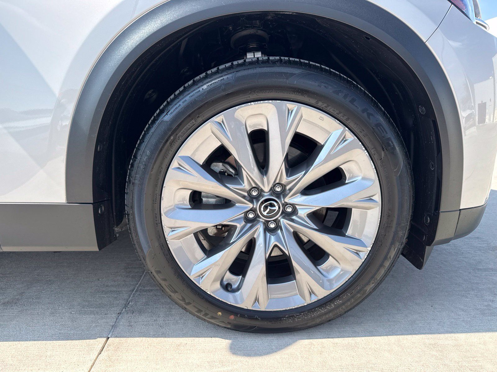 Certified 2025 MAZDA CX-90 3.3 Turbo w/ Premium Plus Pkg AWD/4WD image 33