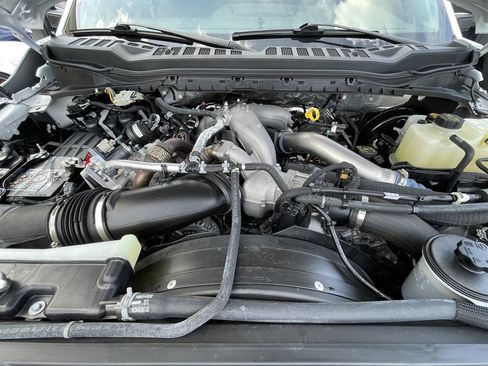 Used 2024 Ford F250 XL AWD/4WD image 6