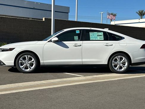 New 2025 Honda Accord LX image 7