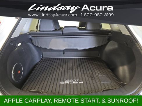 Used 2023 Toyota Corolla Cross XLE w/ Convenience Package AWD/4WD image 9