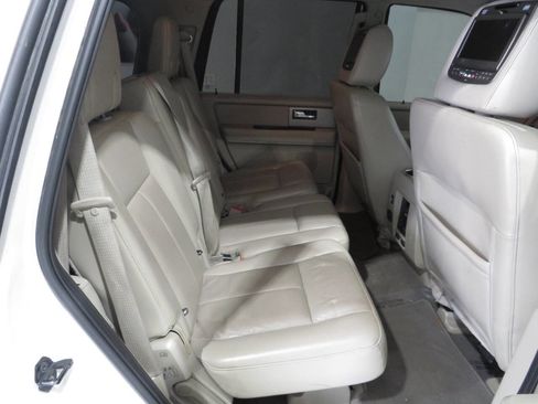 Used 2012 Ford Expedition Limited RWD image 11
