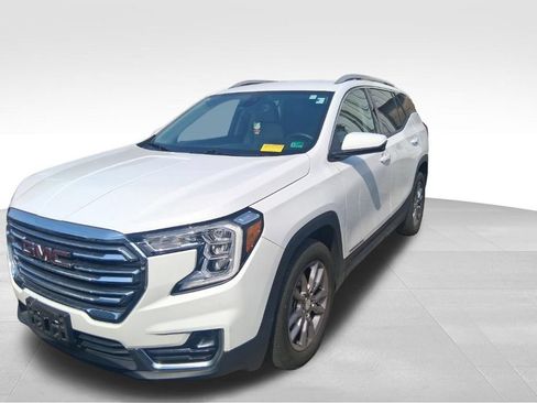 Used 2023 GMC Terrain SLT FWD image 17