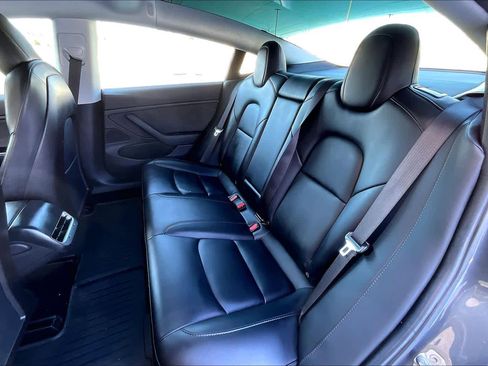 Used 2019 Tesla Model 3 Long Range image 21