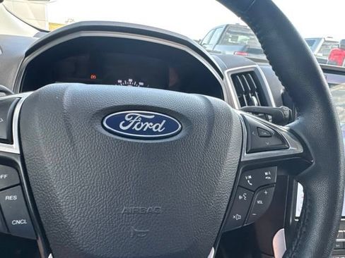Used 2024 Ford Edge SEL w/ Convenience Package AWD/4WD image 19