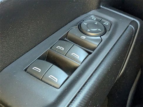 Used 2021 Chevrolet Silverado 1500 Custom image 22