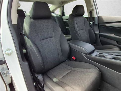 Used 2024 Honda Accord EX image 17