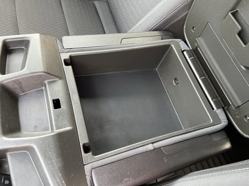 Used 2023 Chevrolet Silverado 1500 LT image 48