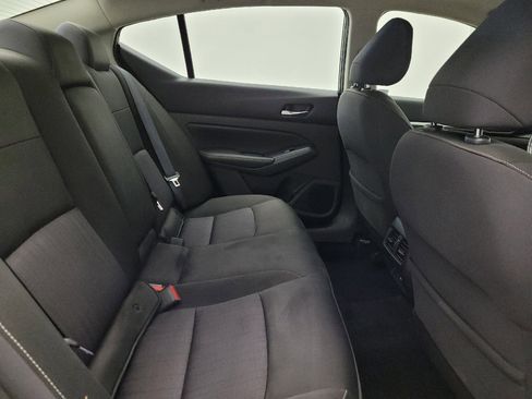 Used 2019 Nissan Altima 2.5 SV image 19