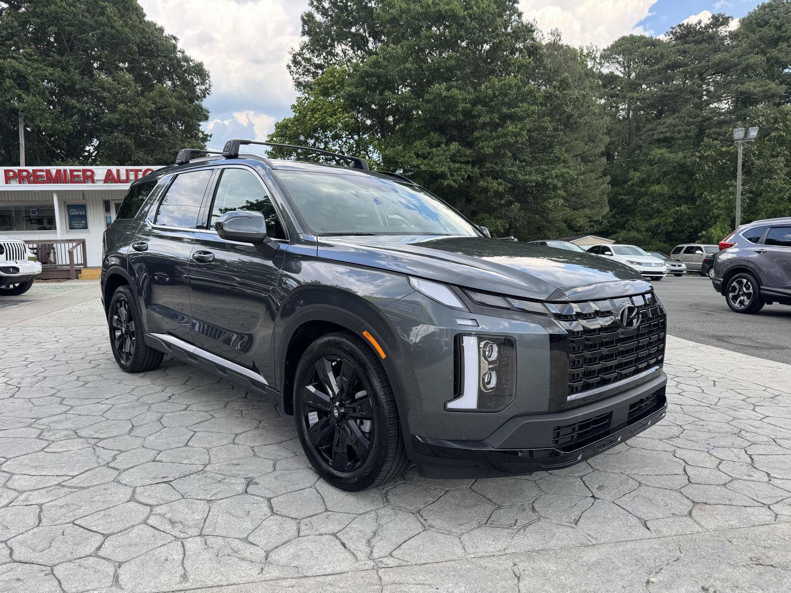 Used 2024 Hyundai Palisade XRT AWD/4WD image 1