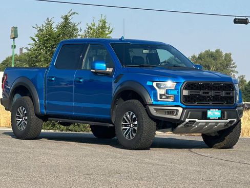 Used 2019 Ford F150 Raptor w/ Equipment Group 802A Luxury image 9