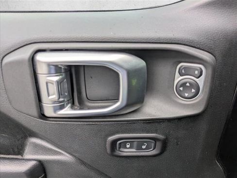 Used 2018 Jeep Wrangler Unlimited Rubicon image 10