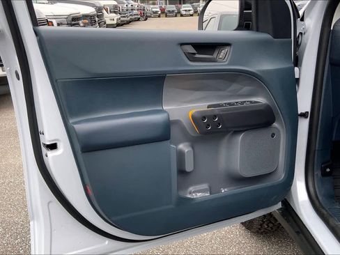 New 2025 Ford Maverick Tremor image 10