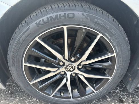 Used 2022 Toyota Camry SE FWD image 25