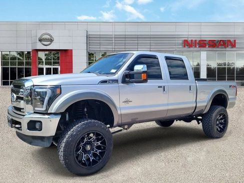 Used 2011 Ford F350 Lariat w/ Lariat Interior Pkg image 8