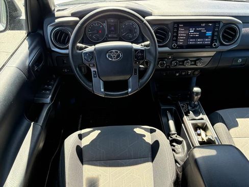 Used 2020 Toyota Tacoma TRD Sport image 20